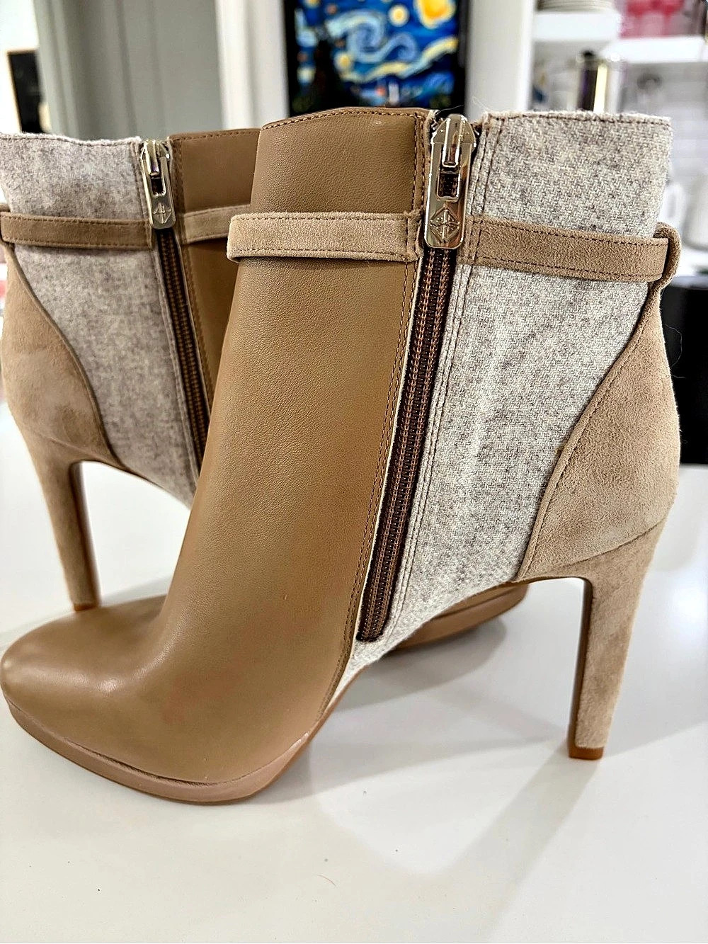 Antonio Melani Heeled Ankle leather Boots Camel & Beige Size 8M